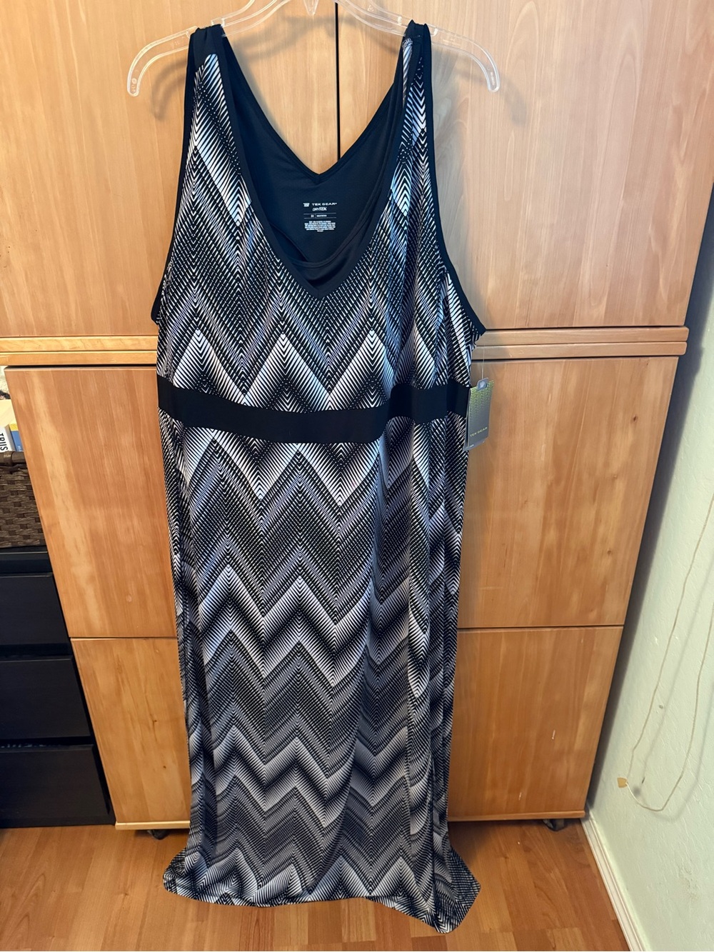 tek gear Black and White Chevron Maxi Dress with V-Neck
